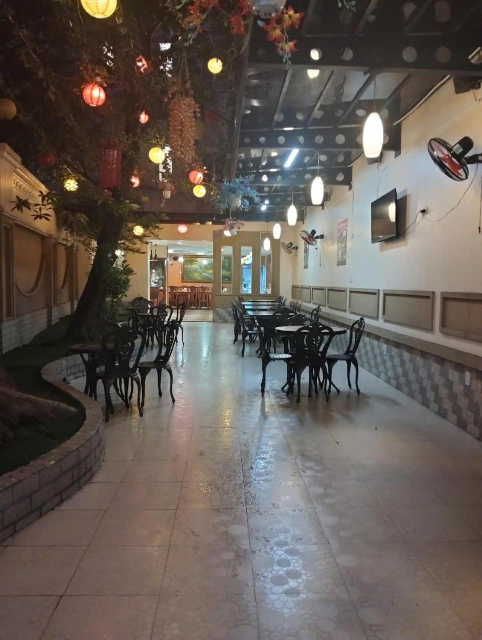 Thanh Tai Hotel 1 Хошимин Екстериор снимка